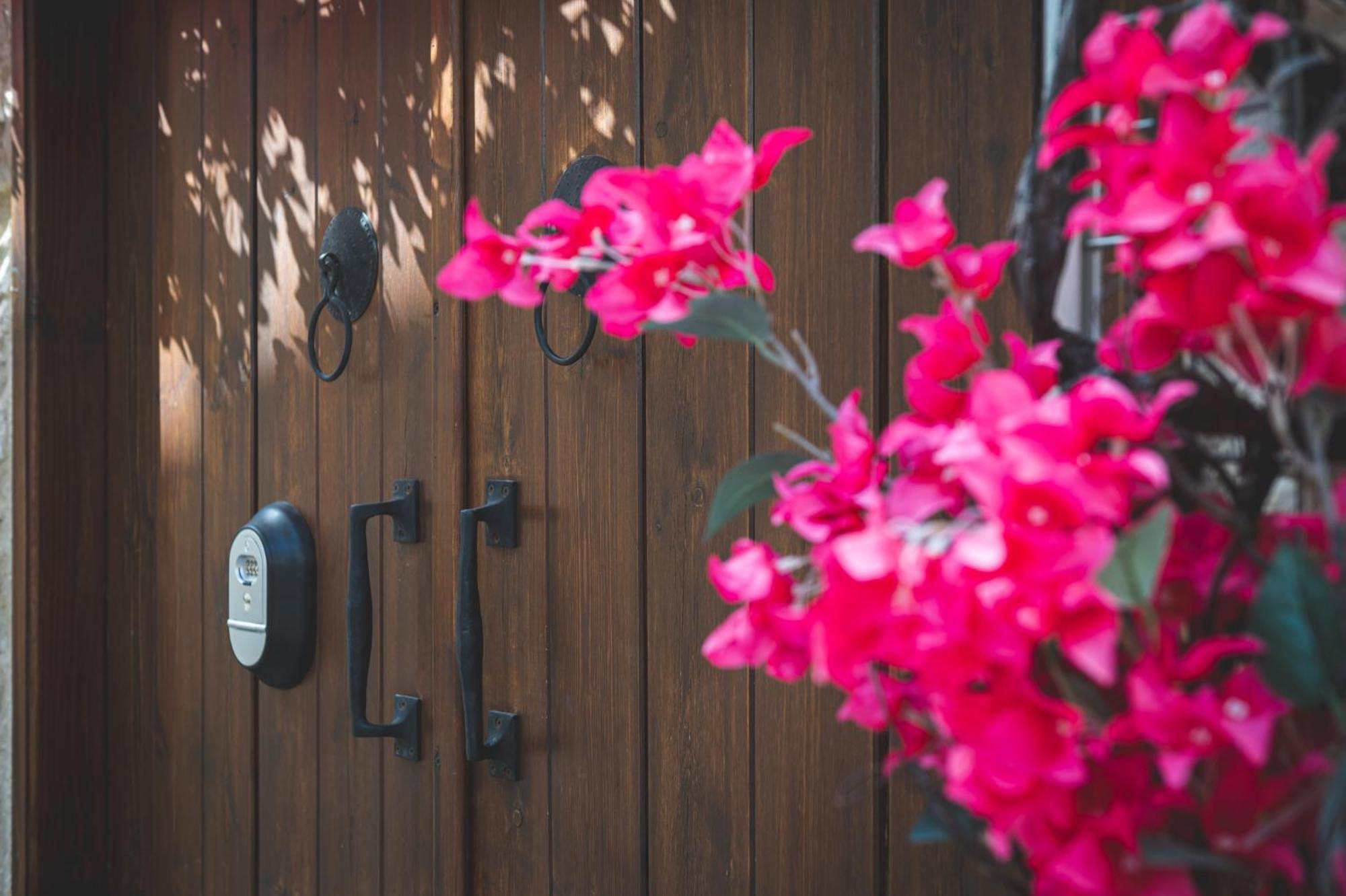 Eidyllio Luxury Suites Omodos Exterior photo